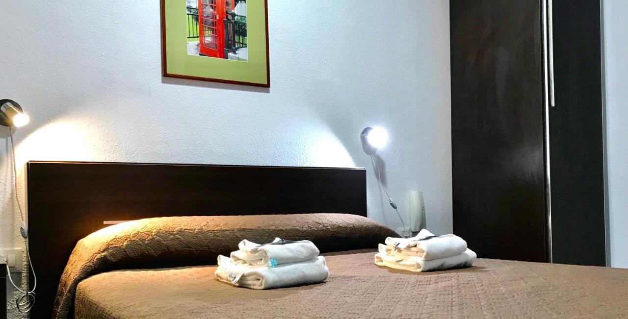 Hostal Carlos 2 ลาลิเนียเดลากอนเซ็ปซีออน ภายนอก รูปภาพ